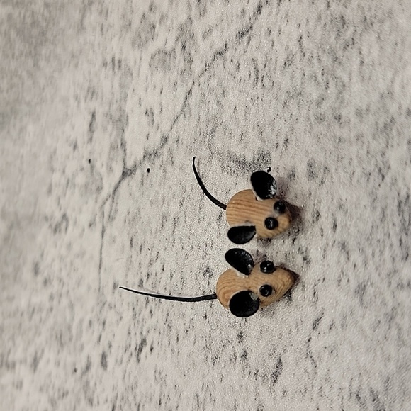 set of 2 vintage tiny mini wooden mice figurines - Picture 5 of 5